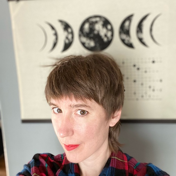 Meet your Posher, Heather - Picture 4 of 6